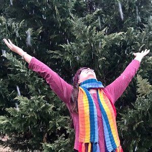 Meet your Posher, Lois